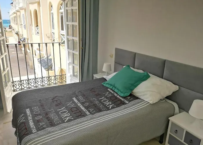 Princessa, Sea View, Pool, Wifi Apartamento *